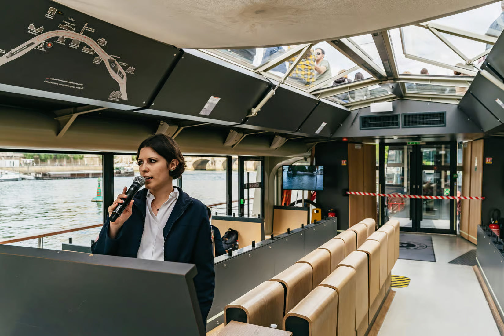 Paris: 1-Hour Seine Cruise departing from the Eiffel Tower