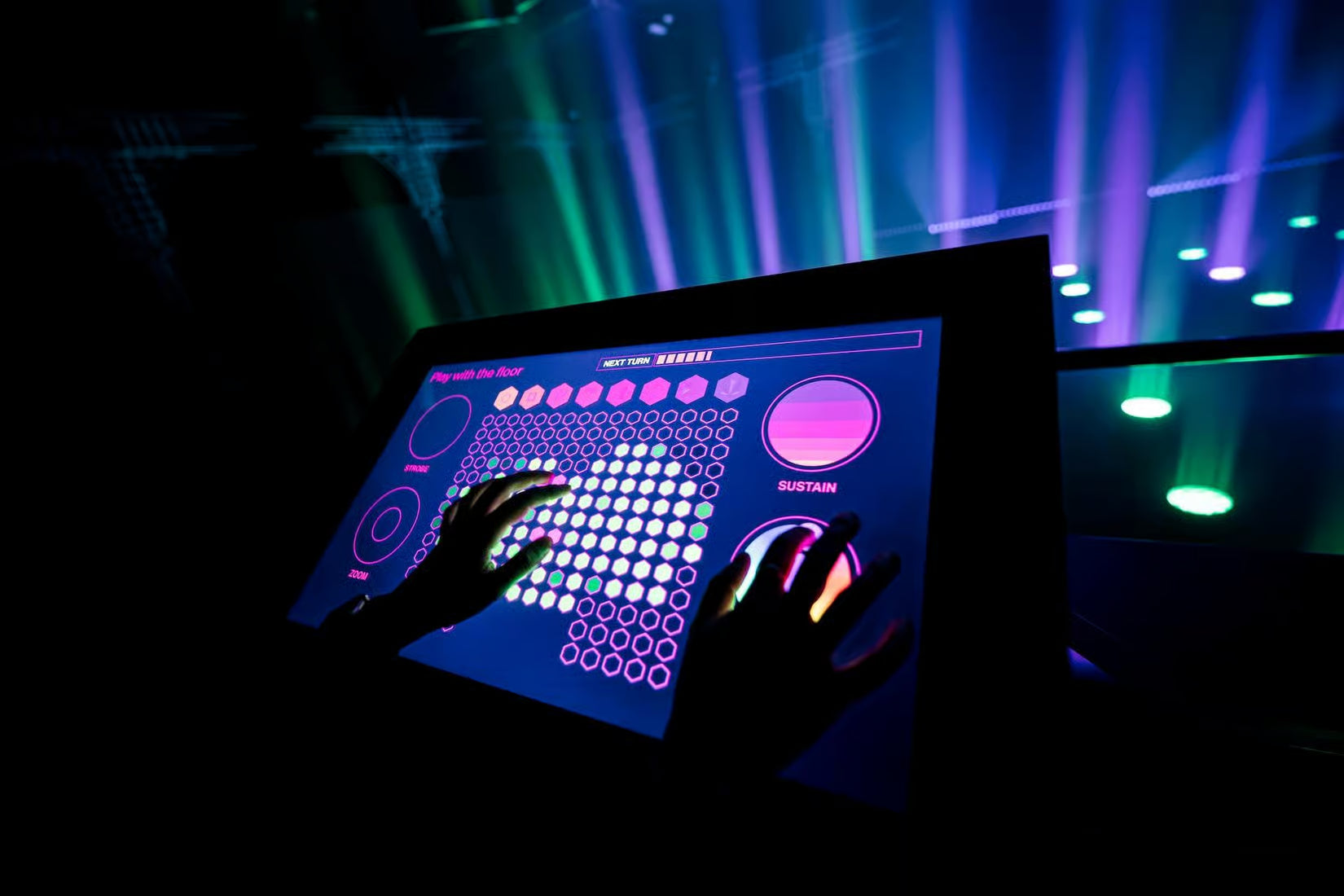 AMAZE Amsterdam: Immersive Audiovisual Experience